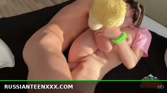 STEP SISTER DIDN'T EXPECT STEP BROTHER TO CUM INSIDE HER